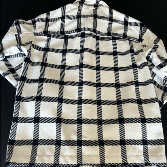 Pattern Stitch Jacket - Picture 2 of 3